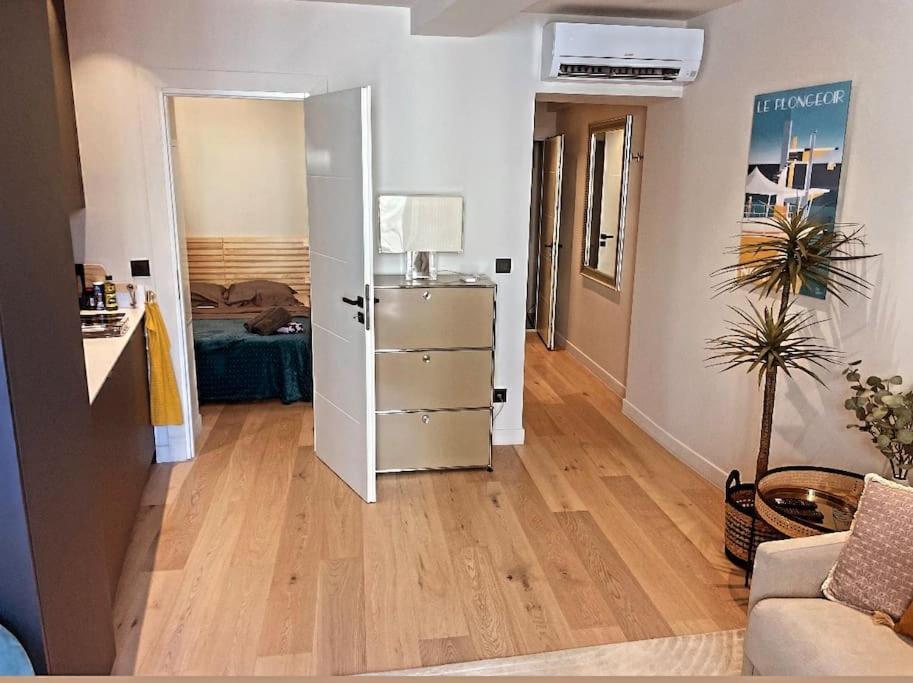 Massena Street, 2 Rooms Balcony Ница Екстериор снимка